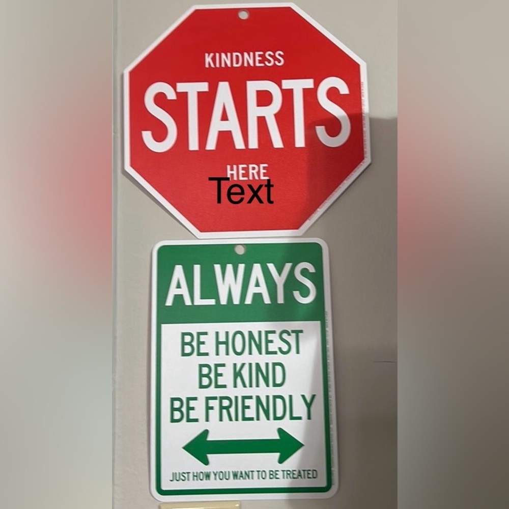 Live show banner.